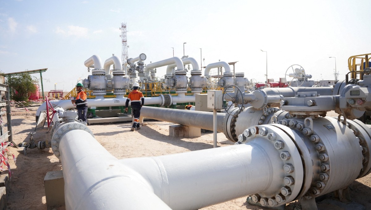 En el corto plazo, la liberación de reservas podría ayudar a moderar la volatilidad del crudo. Foto: Reuters