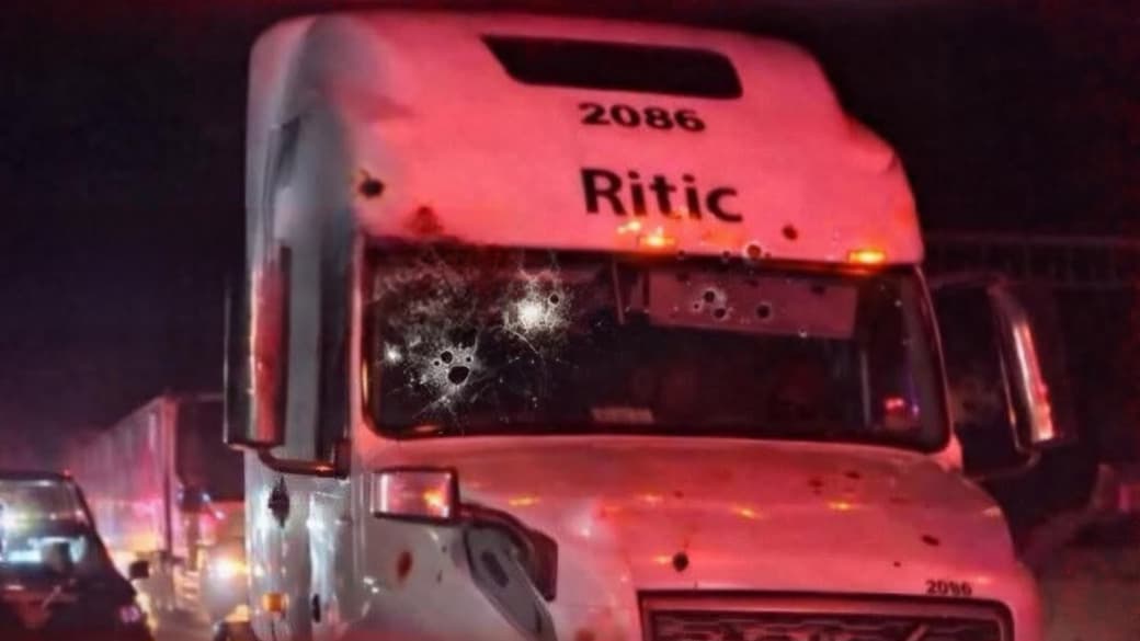 Registran nuevo ataque a tractocamión en la México-Querétaro