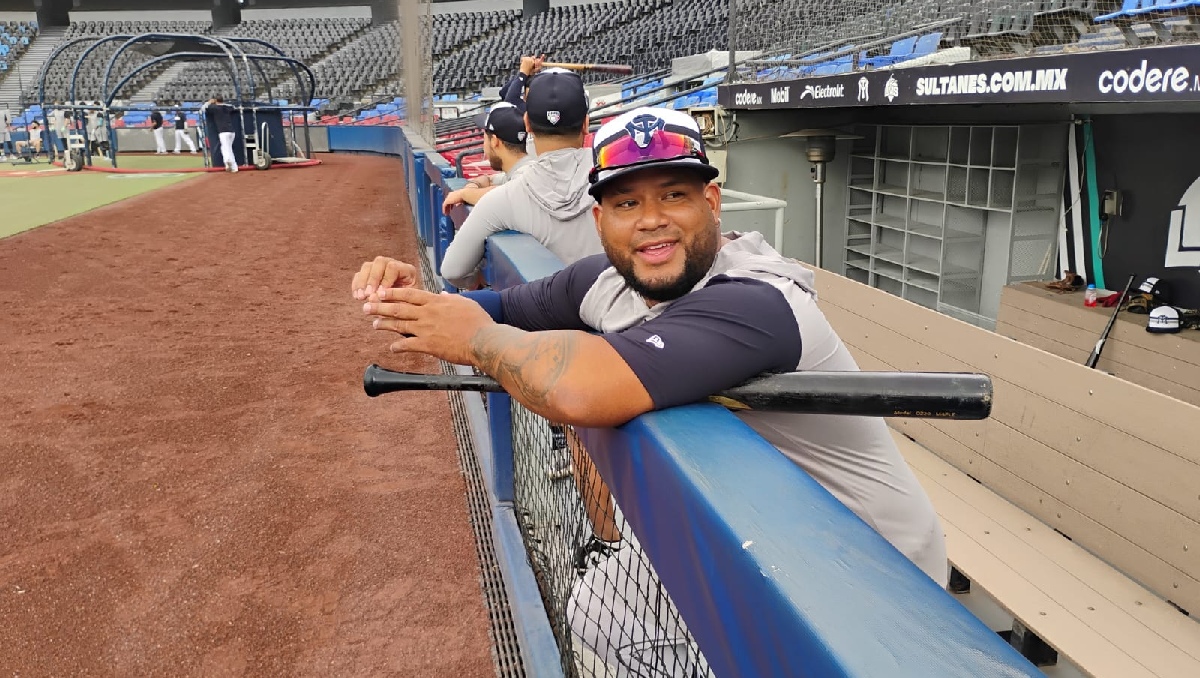 Wilson García compite por un lugar en Sultanes de Monterrey (Tomás López)