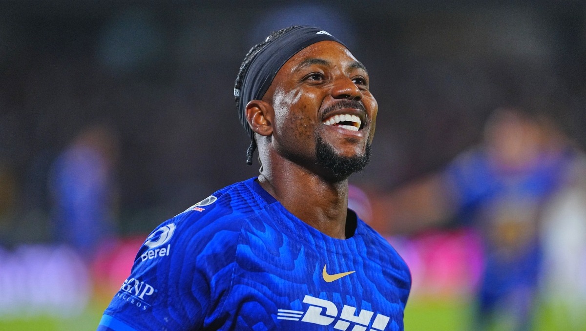 Álvaro Angulo, Pumas (Imago 7)