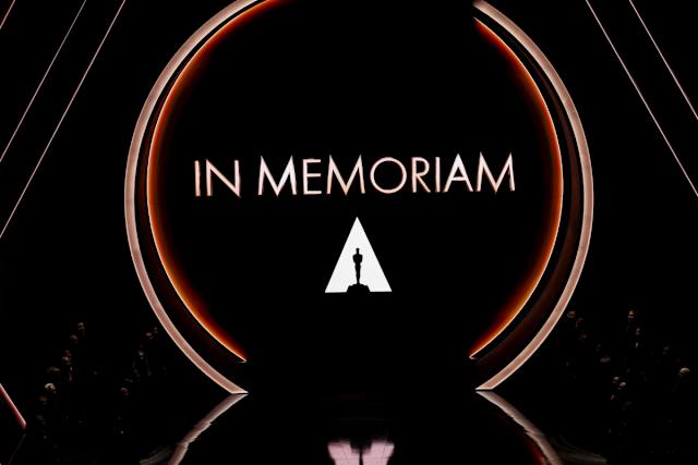 In Memoriam: las estrellas que partieron son recordados en la gala