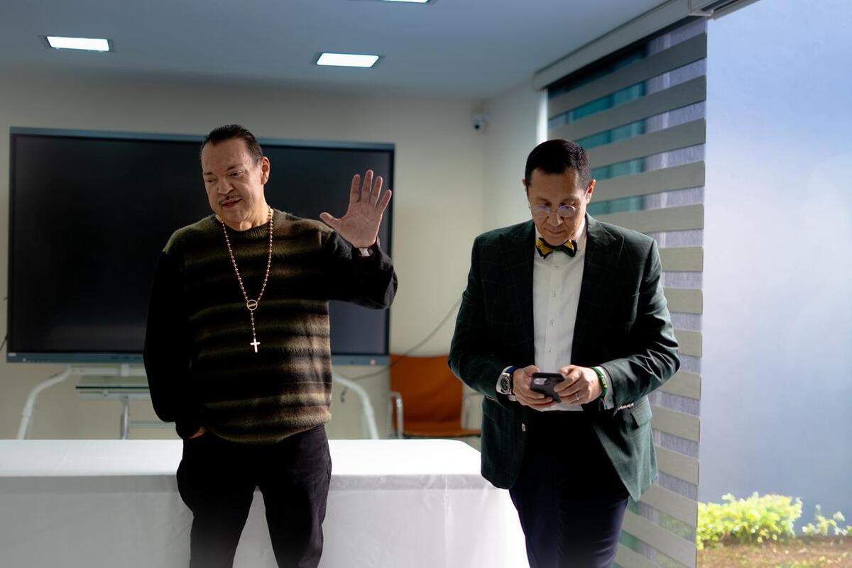 Julio Preciado financiará el trasplante de riñón de una persona en Jalisco. (Milenio)