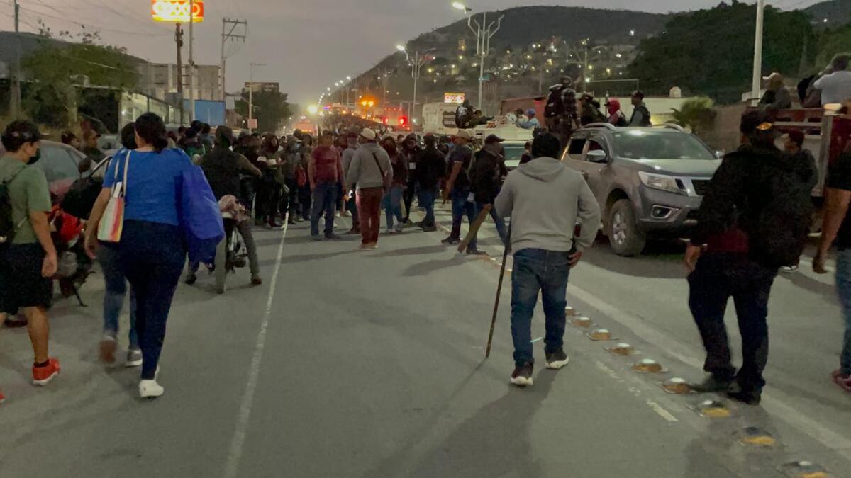 La rehabilitación de caminos, médicos y medicinas, fueron los planteamientos centrales de los comisarios. | Foto: Rogelio Agustín