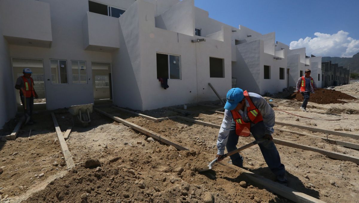 Actualmente el déficit de vivienda es de 70 por ciento. Leonel Rocha