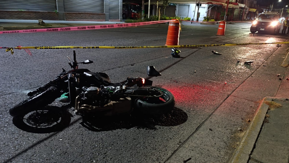 El conductor responsable del choque huyó del lugar tras impactar al motociclista en Medrano y la calle 56 (Vicente Torres Alfaro)
