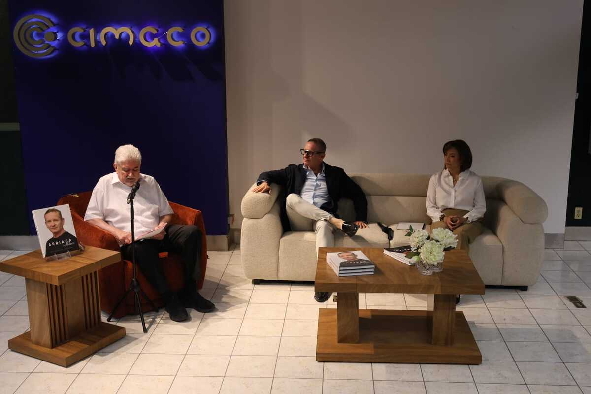 Presentan el libro 'Arriaga por Alberto' de Alberto Arriaga en Torreón. | Verónica Rivera