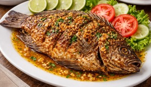 Receta fácil de mojarra al mojo de ajo para Cuaresma | IA Discover
