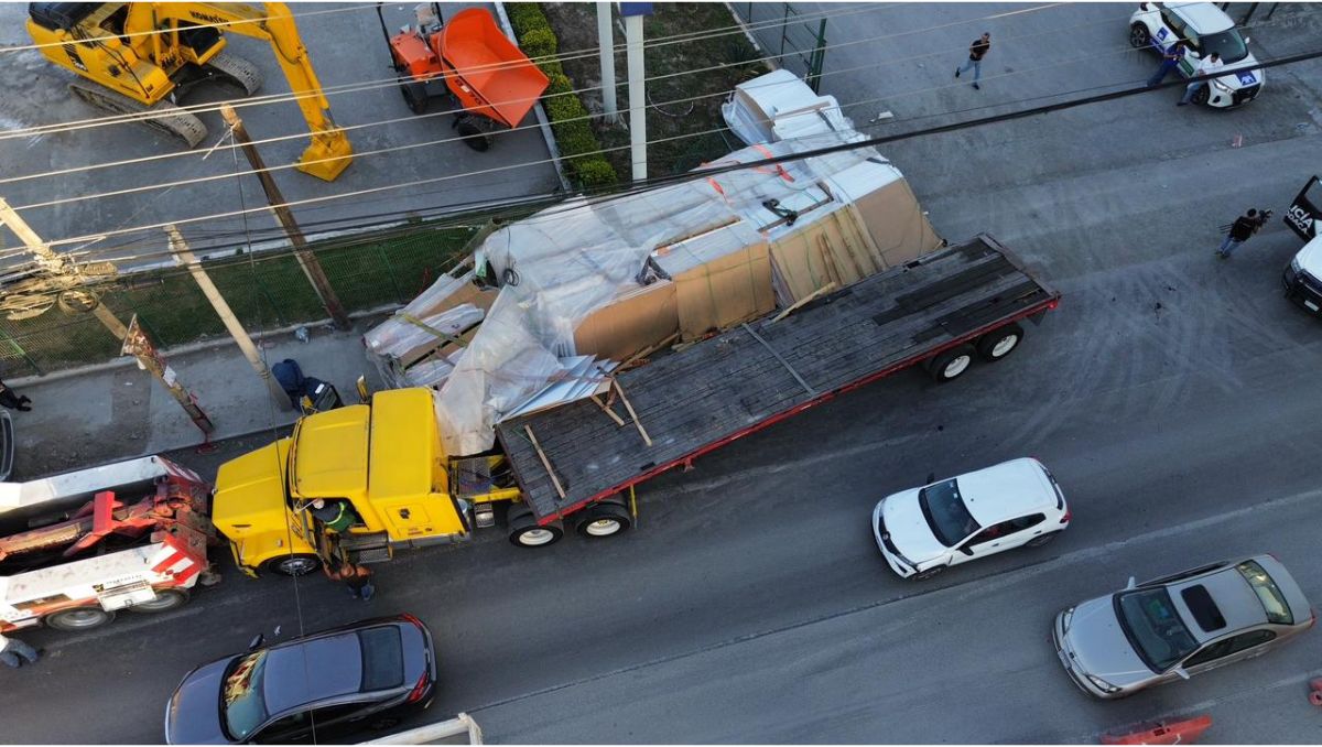 A pesar de retirar el vehículo, la empresa tuvo que retirar el material de la vía | Ángel Mercado