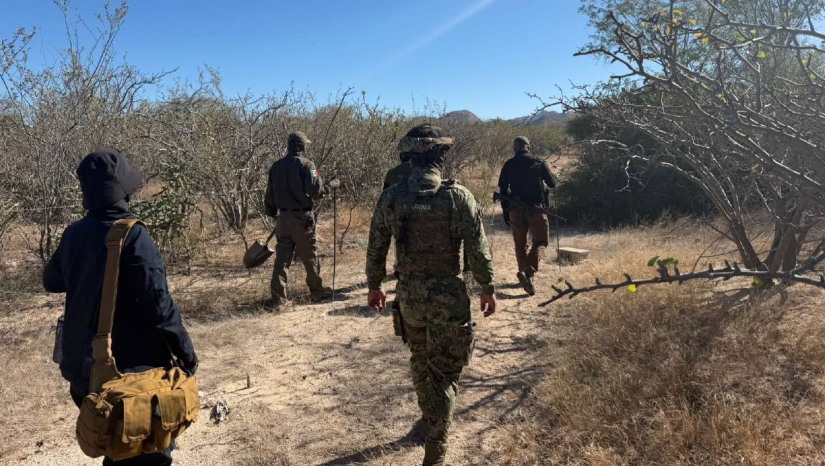 Semar desplegó un operativo de seguridad perimetral mientras se realizaban las labores de excavación y rescate. | Especial