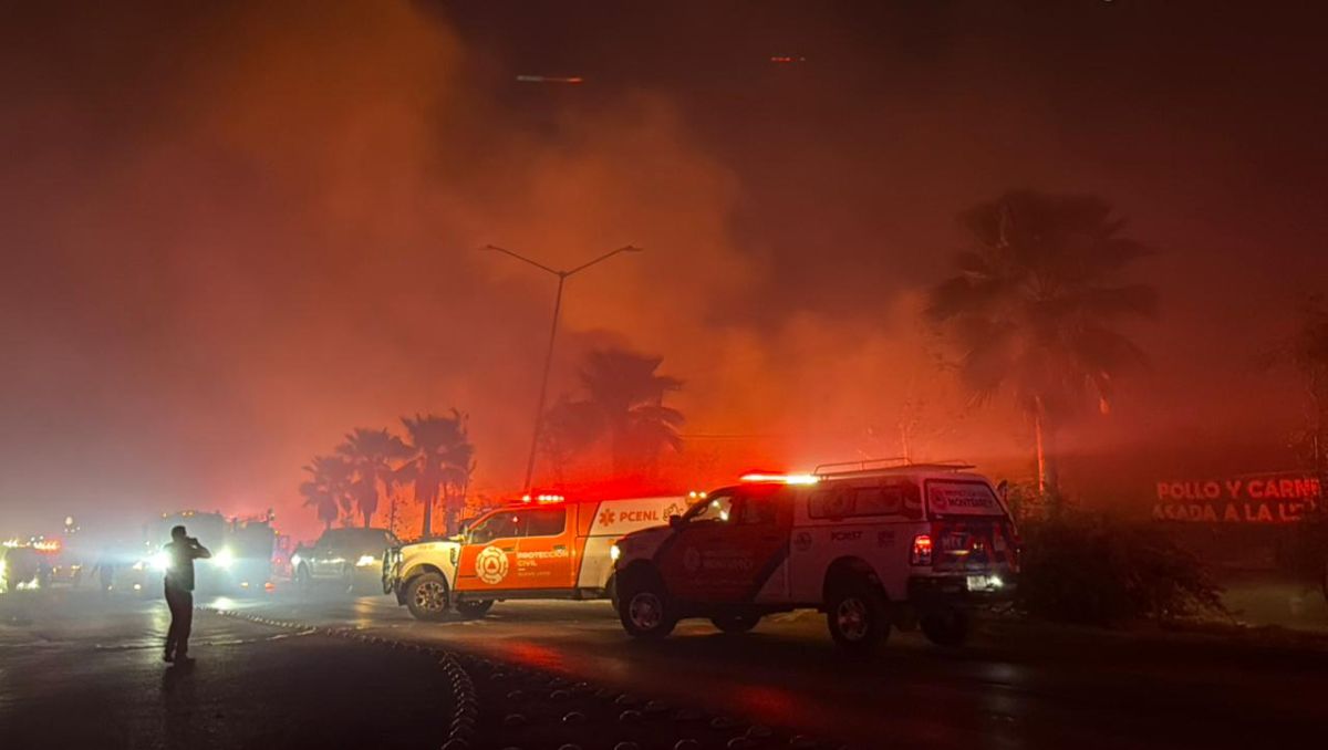 Autoridades descartaron personas lesionadas, mientras continuaron las labores para sofocar por completo las llamas. Fernanda Pérez
