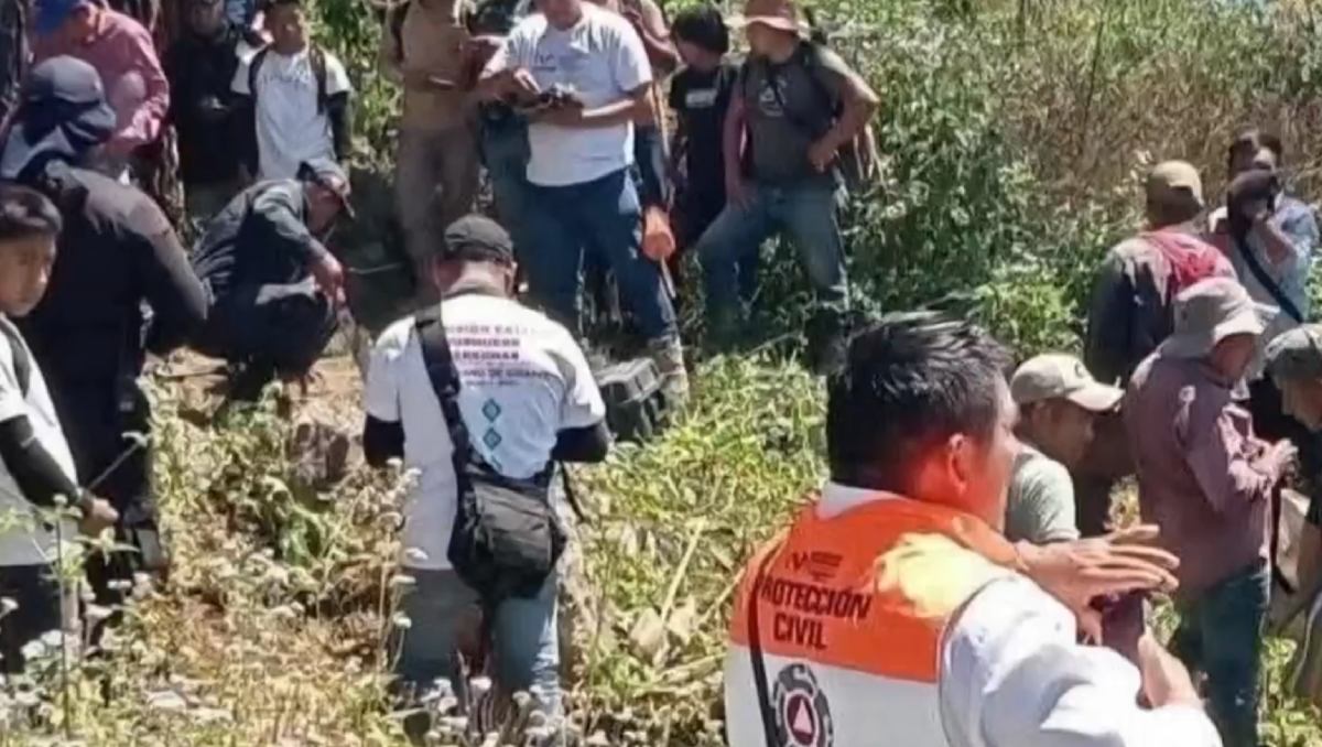 En el operativo participan elementos de Protección Civil (PC), Seguridad del Pueblo, brigadistas y voluntarios