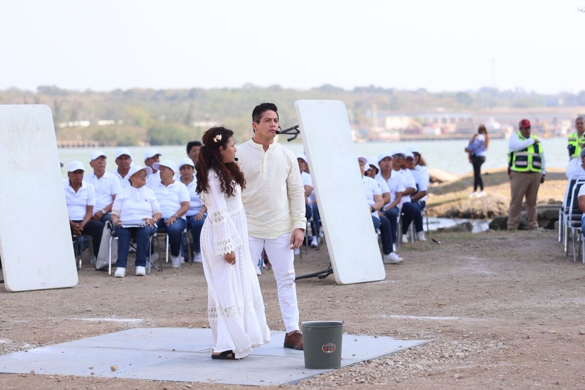 Obra “Las Despicadoras del Oro Rojo” rinde homenaje a mujeres del sector pesquero en Tampico