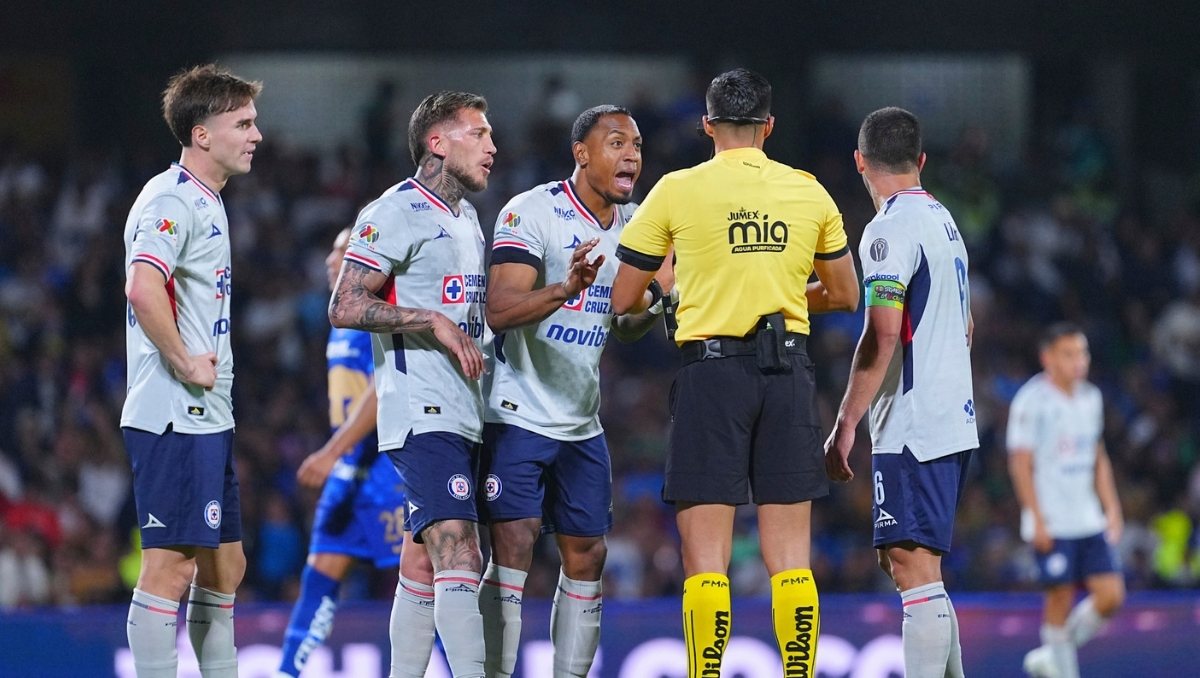 Ditta reconoce que le afectó la marcación del penal ante Pumas (Imago7)