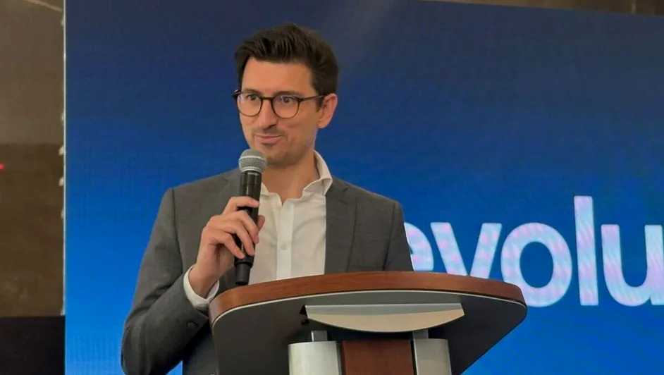 Juan Guerra, director general de Revolut durante el lanzamiento de su línea de tarjetas de crédito y cuentas de captación con rendimientos. | Especial