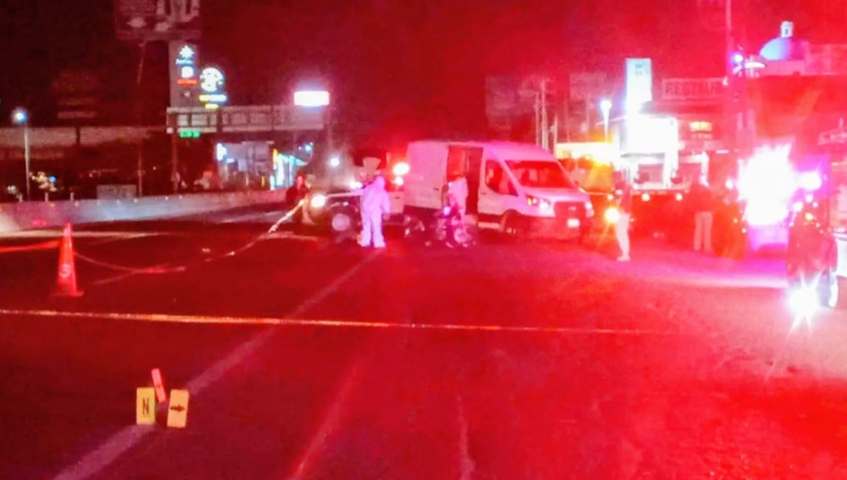 Motociclista pierde la vida tras perder el contro e impactar en un vehículo