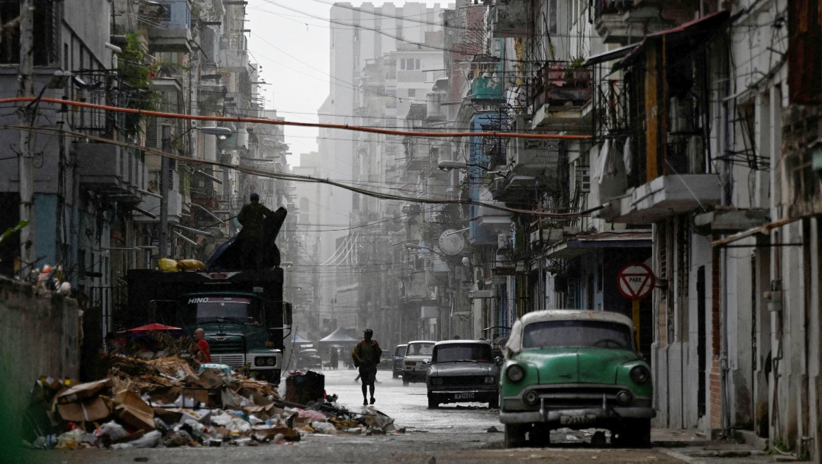 El país liderado por Miguel Diaz-Canel atravesó el sexto corte de energía en 18 meses. | Reuters