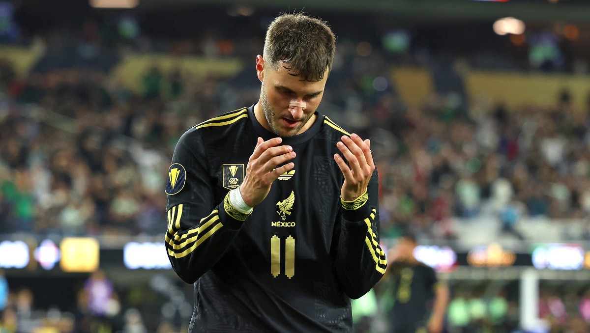 Santiago Gimenez se perderá partidos de México ante Portugal y Bélgica (Imago7)