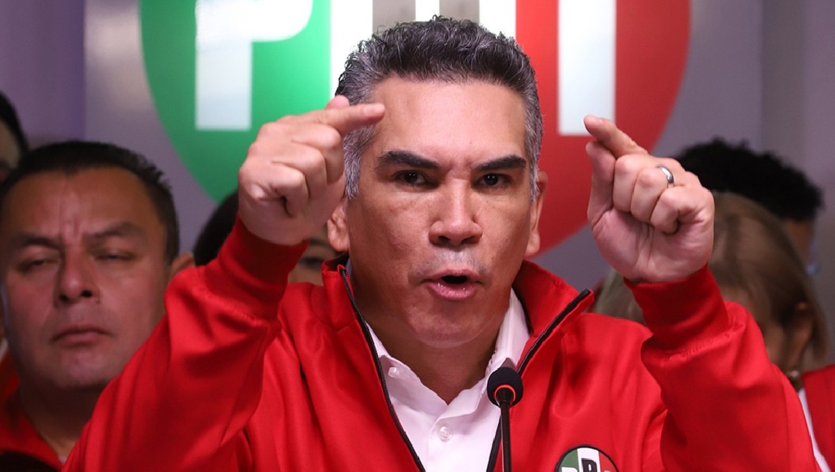 Alejandro Moreno no descartó una alianza con MC rumbo a las elecciones intermedias. | Foto: Jesús Quintanar