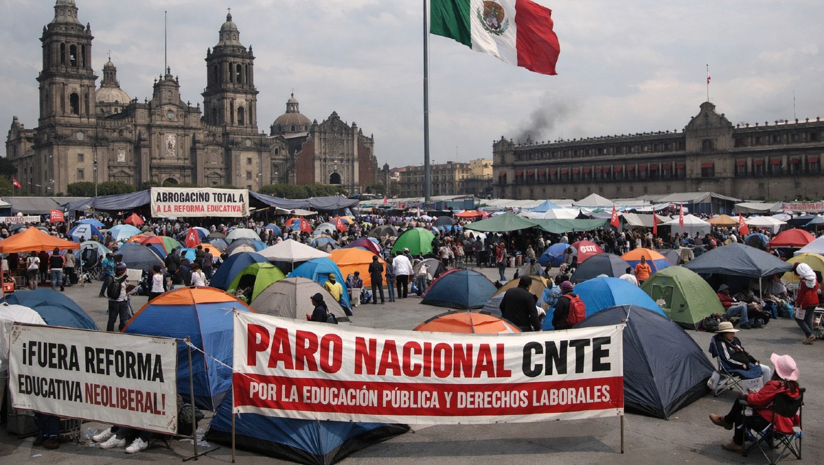 Se anunció un Paro Nacional en México por parte de la CNTE y un plantón en el Zócalo capitalino | IA Discover Milenio