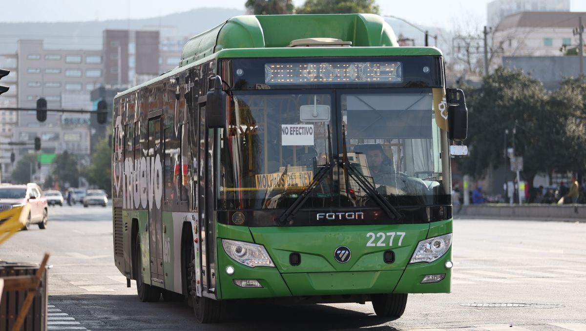Con este anuncio, los pasajeros deben tomar en cuenta sus tiempos de traslado y que los conductores solo harán paradas establecidas | Jorge López