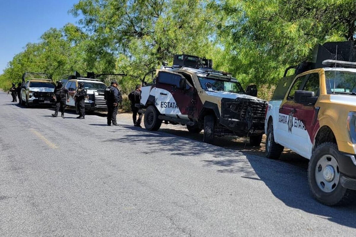 Aseguran armas y cartuchos en predio abandonado en Tamaulipas