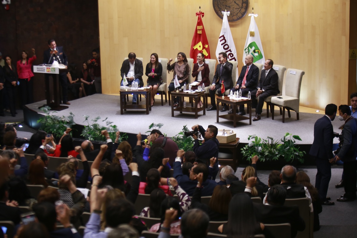 Cuando compiten solos, los números de PVEM y PT son todavía más bajos. | Foto: Juan Carlos Bautista