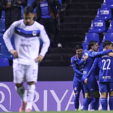 Cruz Azul avanza a cuartos de final de la Concachampions y elimina a Monterrey