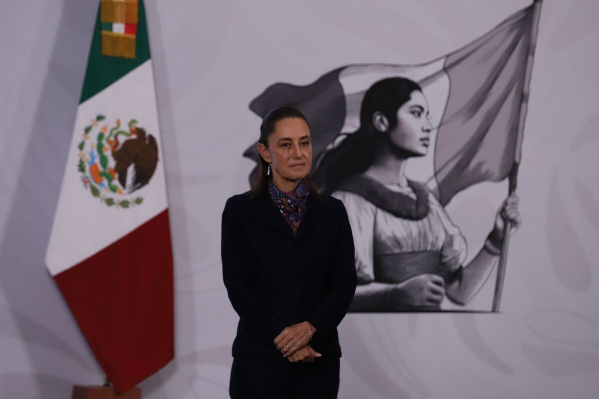 La presidenta Claudia Sheinbaum informó que la FGR investigará el incendio en la refinería Dos Bocas. | Octavio Hoyos