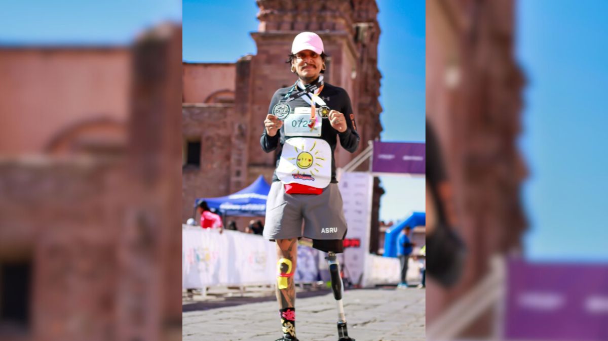 René Hernández superó calambres, fallas mecánicas y el agotamiento físico para cumplir su meta en favor de la asociación Salvemos Héroes.| Cortesía.