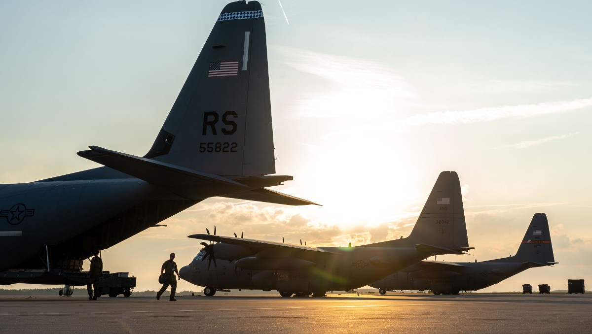 Tiroteo en base de EU deja un muerto y un herido. | US Air Force en X.