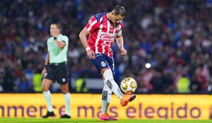 Chicharito Hernández publicó un video en YouTube en el que explica por qué voló el penal contra Cruz Azul en la Liguilla de la Liga MX