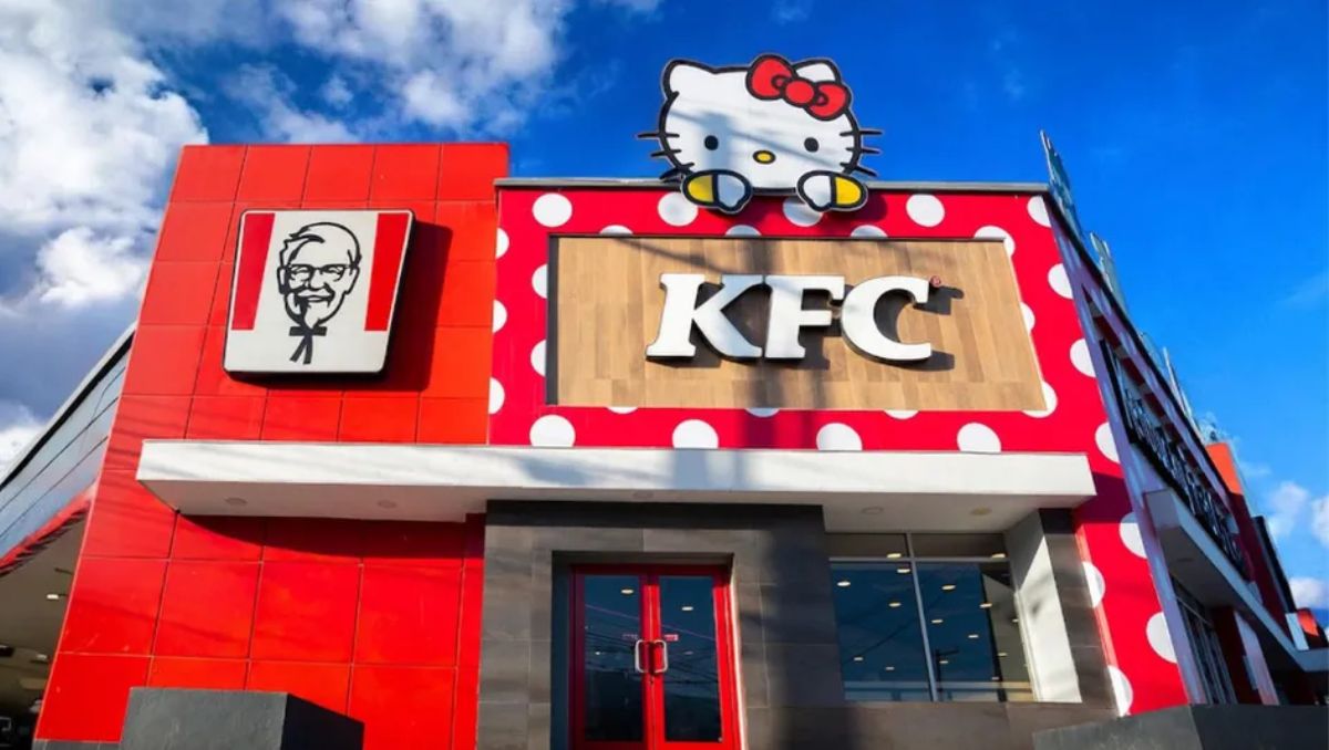 El restaurante de KFC temático de Hello Kitty se encuentra ubicado sobre la avenida Eugenio Garza Sada | Especial