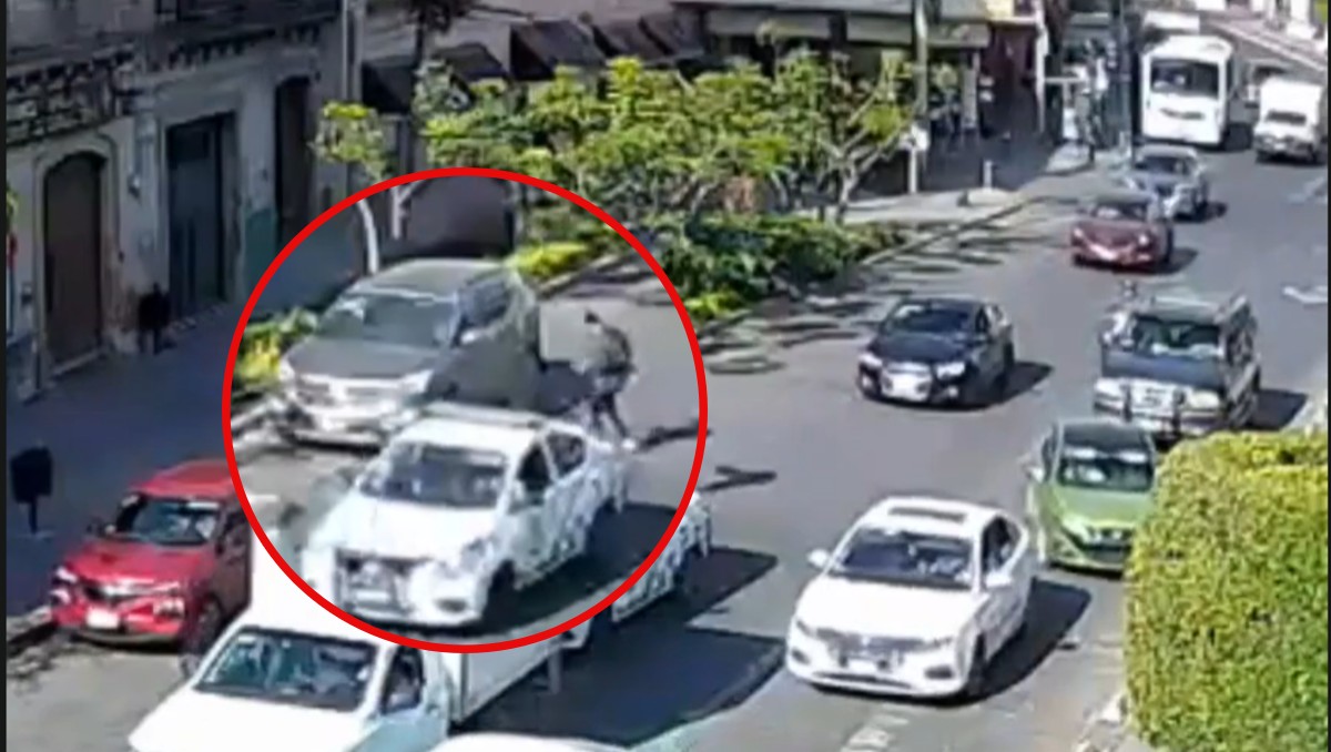 Un hombre fue asesinado en un ataque armado en el centro de Irapuato frente policías.