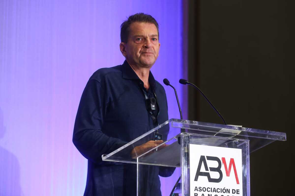 “México trabajó por muchos años en blindajes económicos y protegerse de fenómenos como guerras", Emilio Romano presidente ABM. | Foto: Araceli López