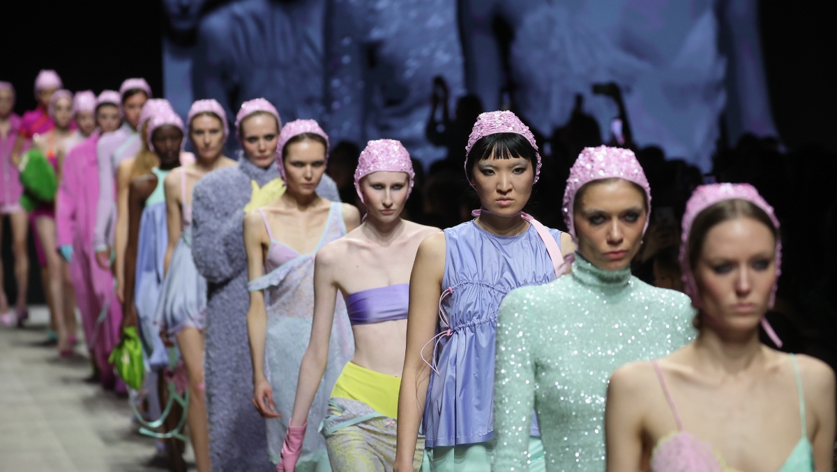 Moscow Fashion Week abre la puerta a nuevos talentos para dictar las tendencias | Especial