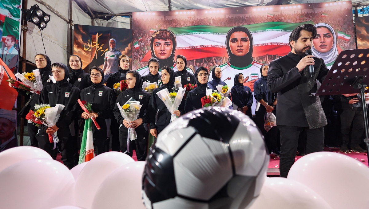 Selección Femenina de Irán es recibida en Teherán con un homenaje (Reuters)