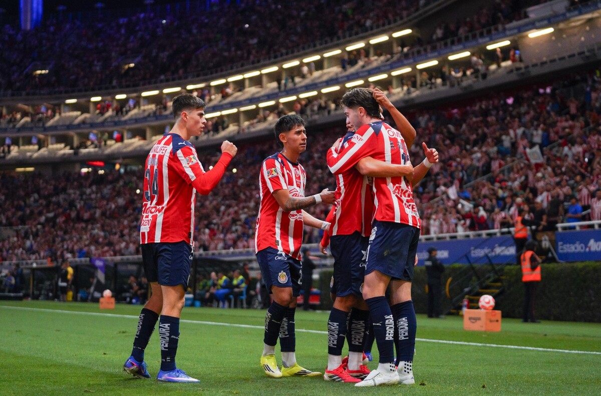 Chivas busca su décima victoria en el Clausura 2026 para igualar su récord en torneos cortos (Imago7)