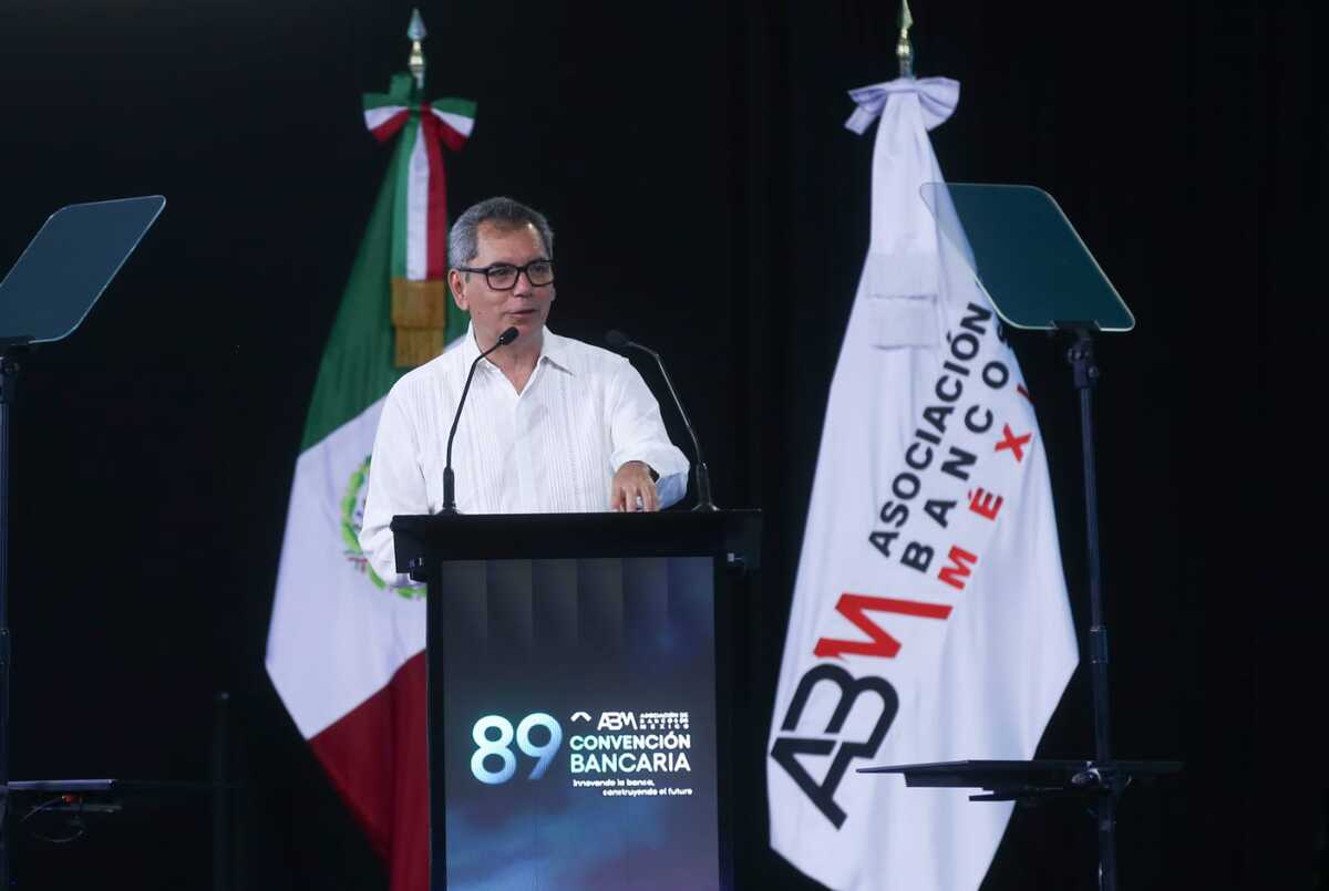 Edgar Amador agregó que el avance en la digitalización es uno de los ejes de la política pública para este año. | Foto: Araceli López