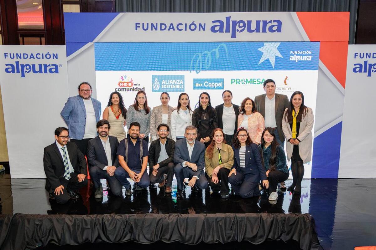 Equipo de Fundación Alpura. Cortesía.