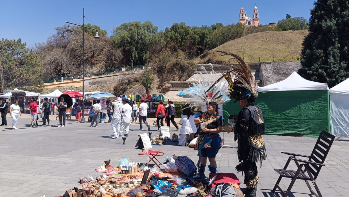 Poblanos asisten a Cholula para recibir la primavera | Nancy Camacho