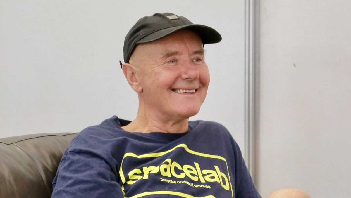 Entre risas, acepta ser víctima de su propio éxito. | Foto: Ariel Ojeda