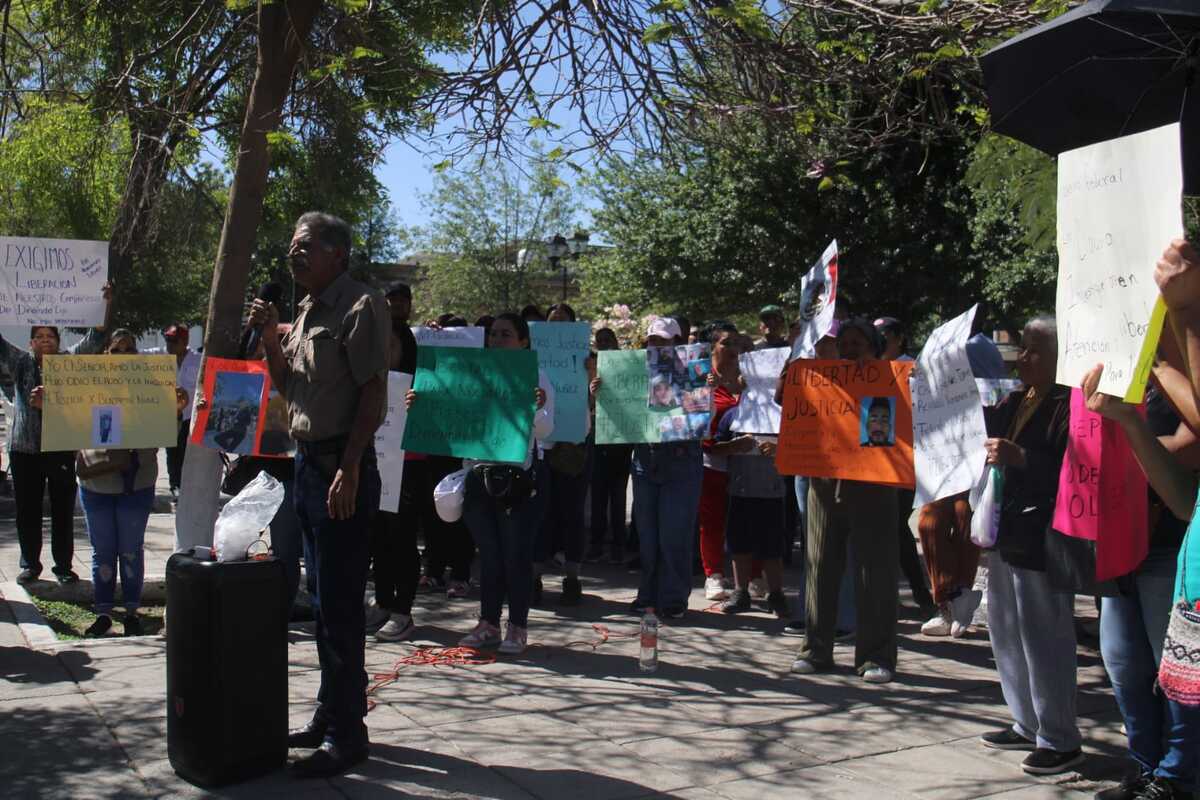 El colectivo exige la liberación de todos sus compañeros frente al Palacio de Justicia.| Rolando Riestra.