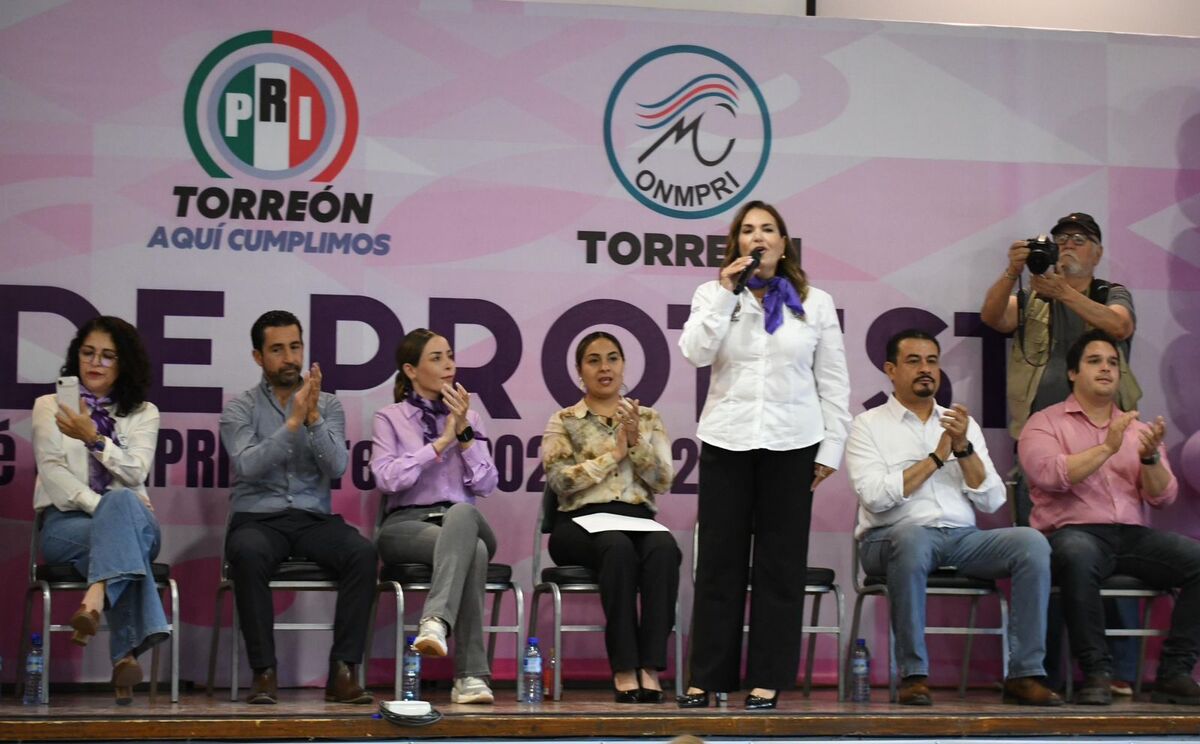 El PRI tomó protesta al nuevo comité municipal encabezado por Rentería.| Cortesía.