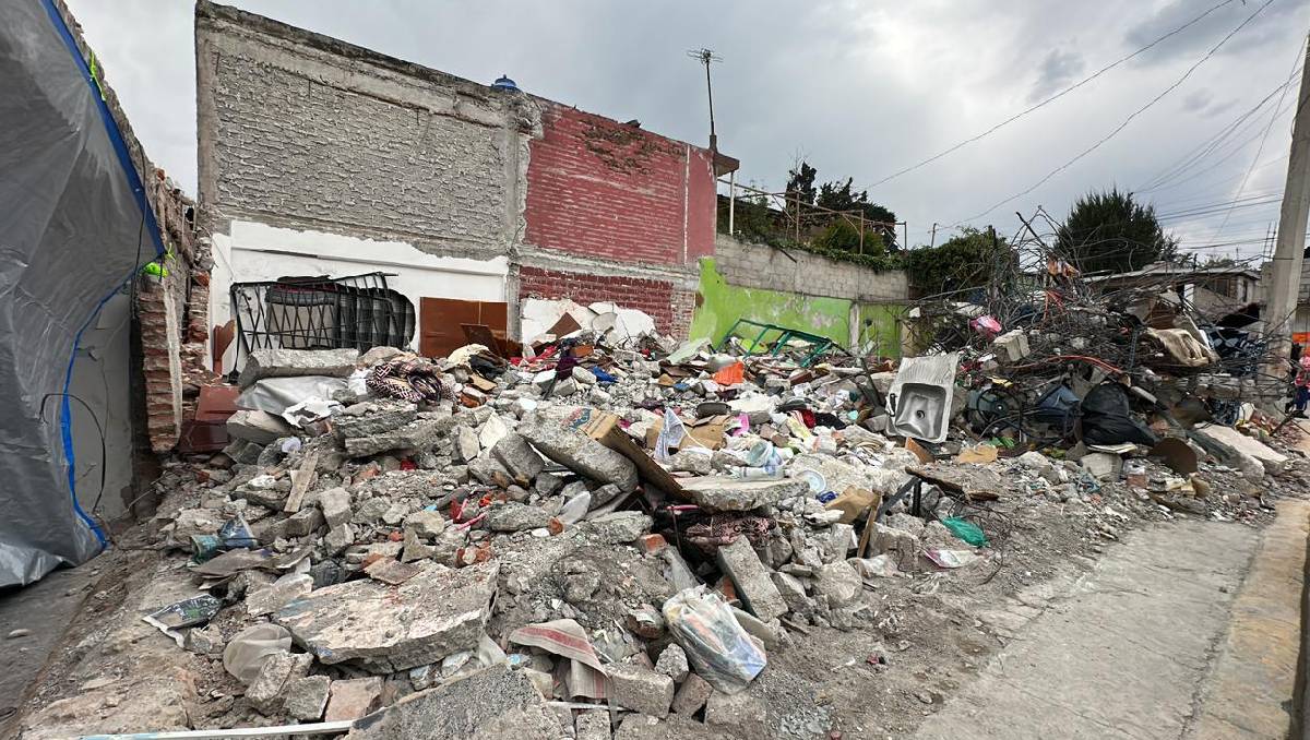 Las autoridades apoyarán a las familias afectadas por la explosión en Coacalco. Foto: (Juan Camacho)
