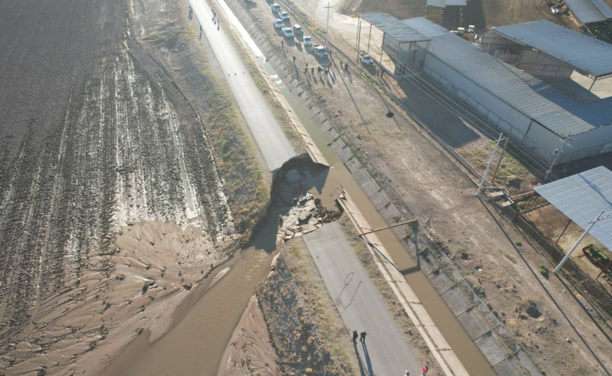 Un motociclista perdió la vida al caer en un socavón formado en el ejido Guadalupe Victoria, municipio de Matamoros. | Especial
