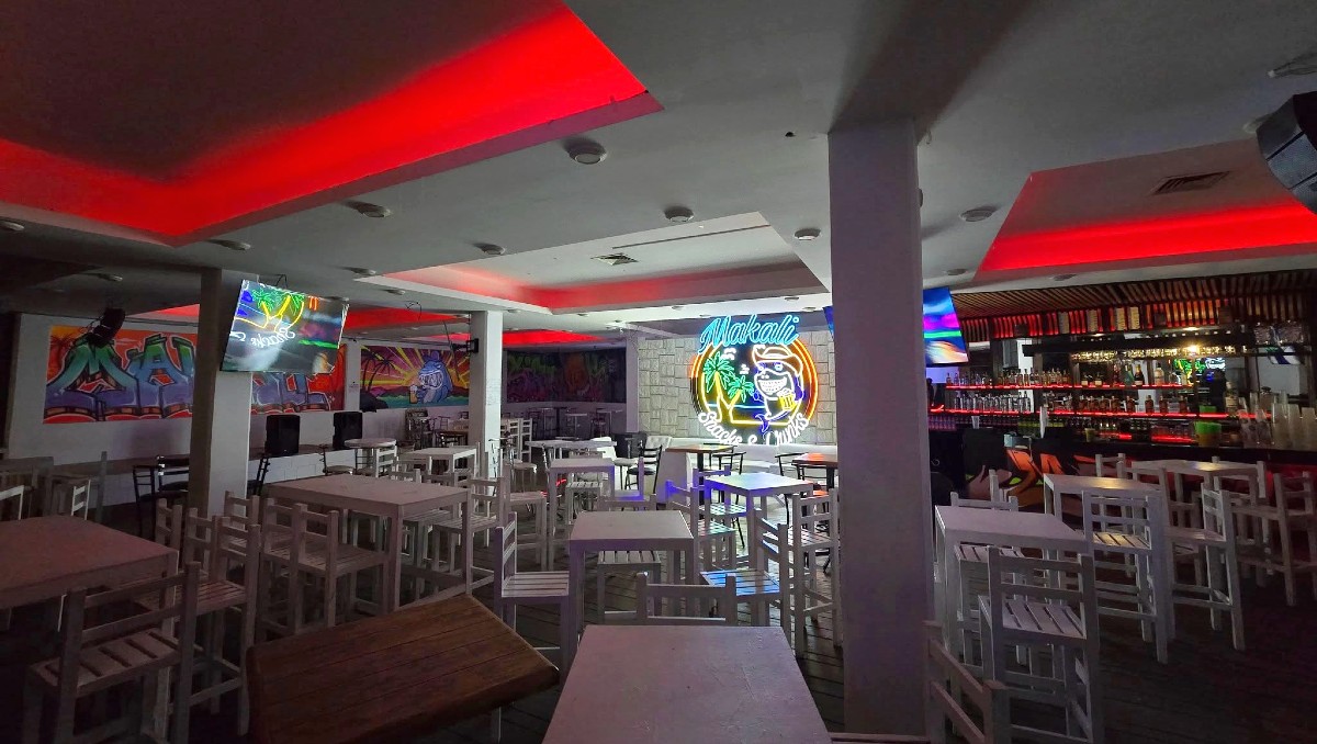 Trabajadores del bar en Tlalpan fueron detenidos por alterar la escena donde fue asesinado un joven. | Especial