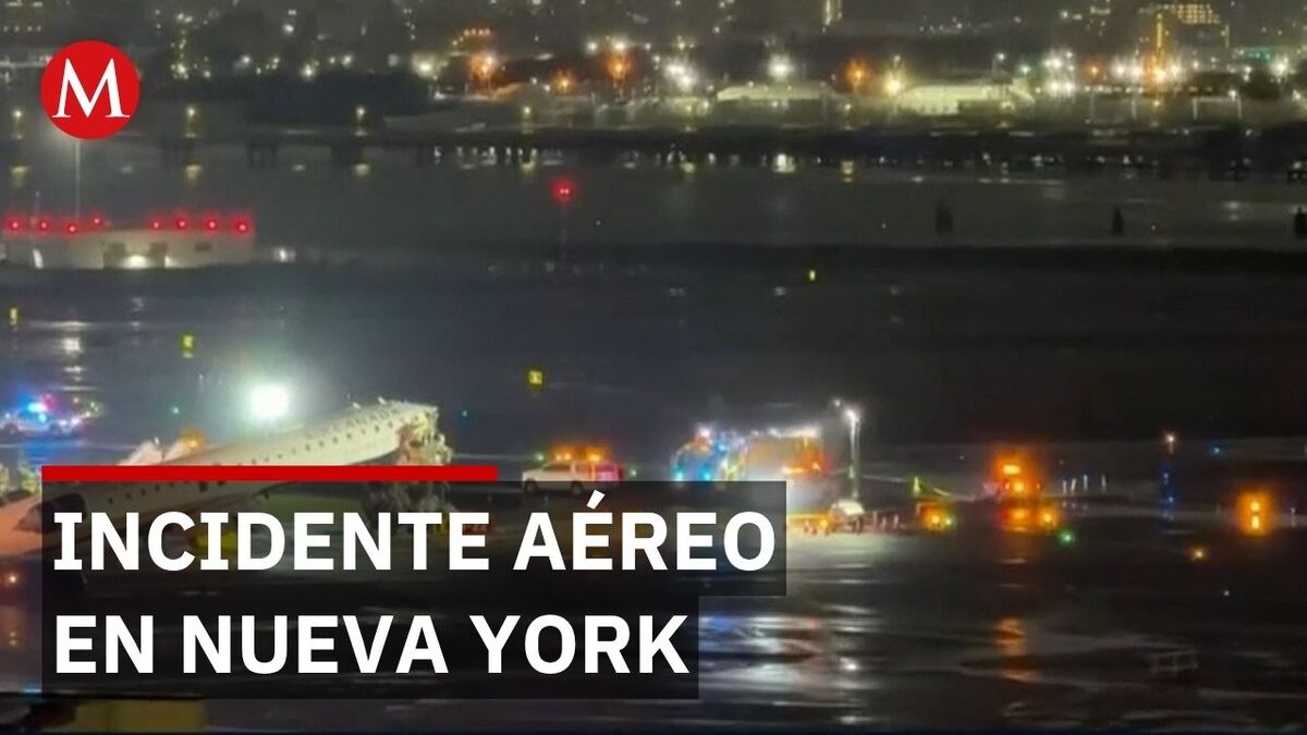 Avión de Air Canada choca con camión de bomberos en Nueva York