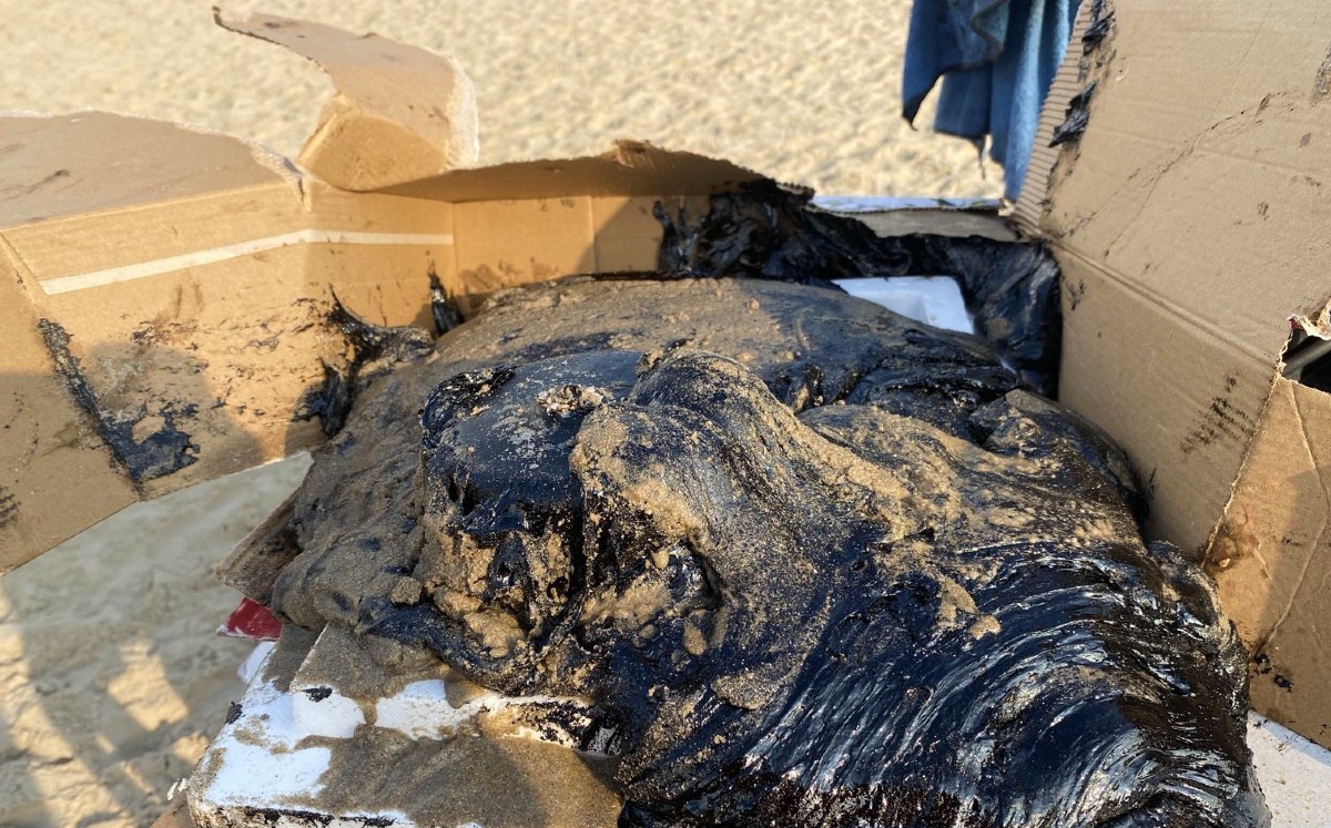 Llegan primeras manchas de crudo a costas de Tamaulipas; detectan residuos en Playa Miramar