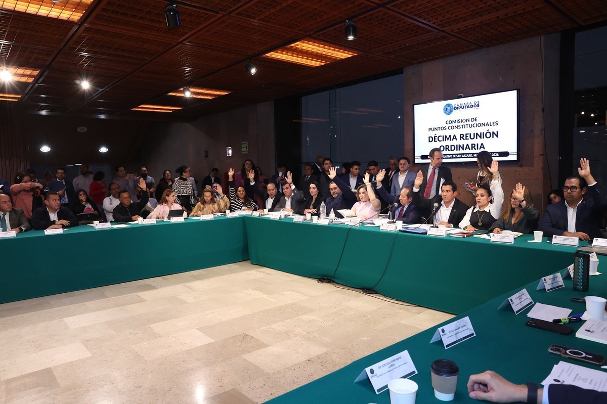 El personal de las fuerzas armadas quedará excluido de dicho tope a las pensiones. | Especial