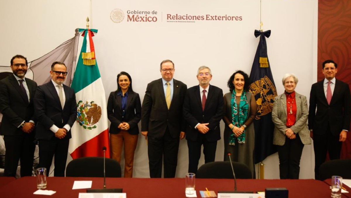 La 'Plataforma UNAM Acción Migrante' protege a mexicanos que viven en otras partes del mundo | Especial